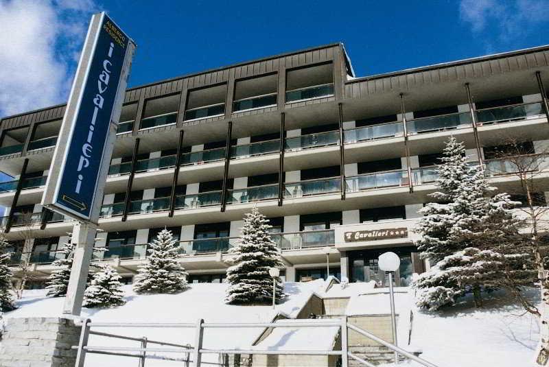 Hotel Ski Club I Cavalieri Rta Colle Colle Sestriere Exterior foto